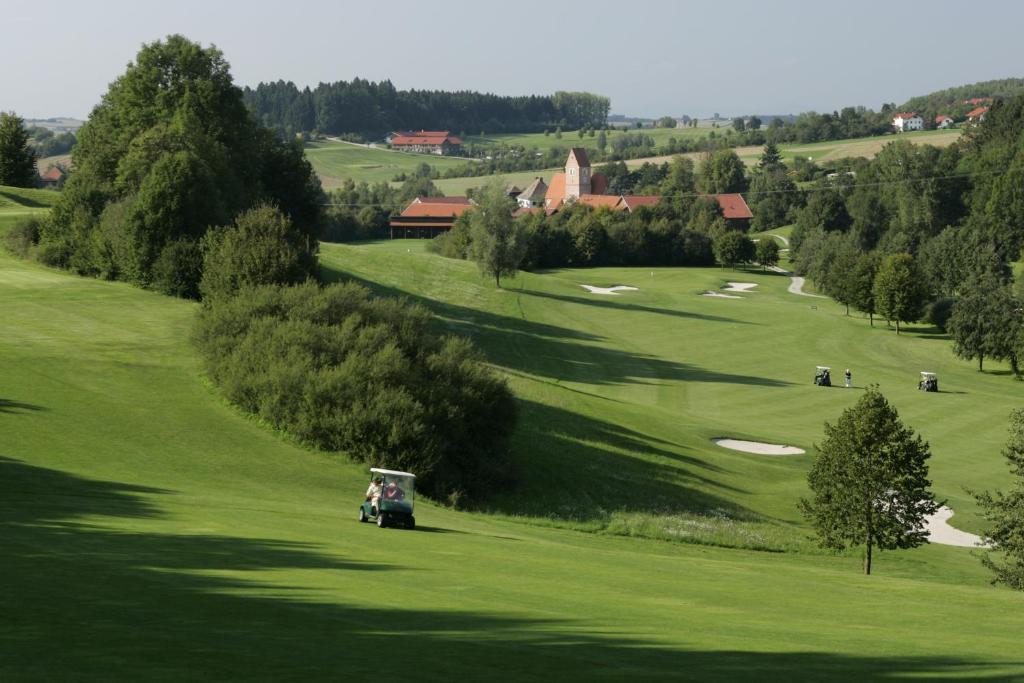 Maximilian Quellness- und Golfhotel, Deutschland